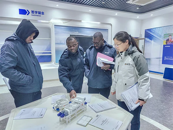 喀麦隆客户到访亚建科技有限公司