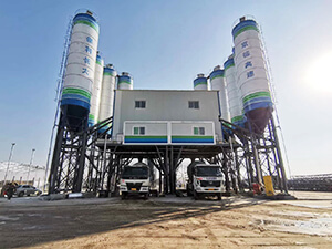 雅康公路用振动混凝土搅拌站