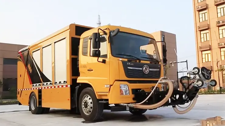 道路标线清除车