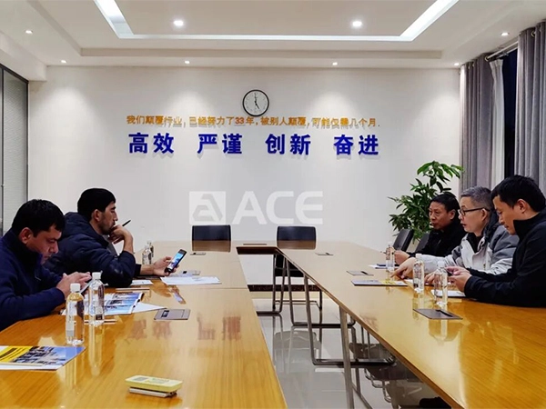中亚客户到访亚建科技